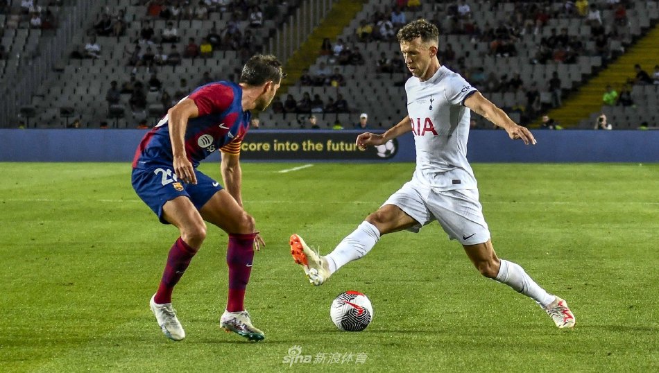 年轻球员的 年轻球员的